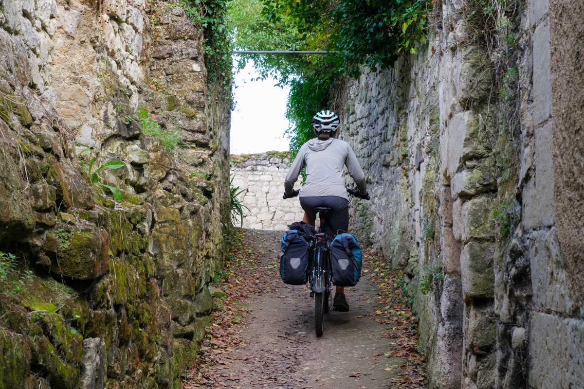 bicycle touring saumur