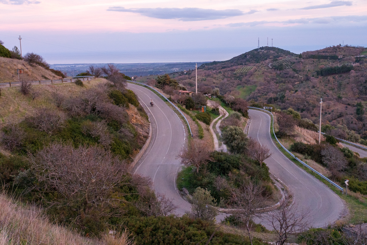 bicycle touring southern italy