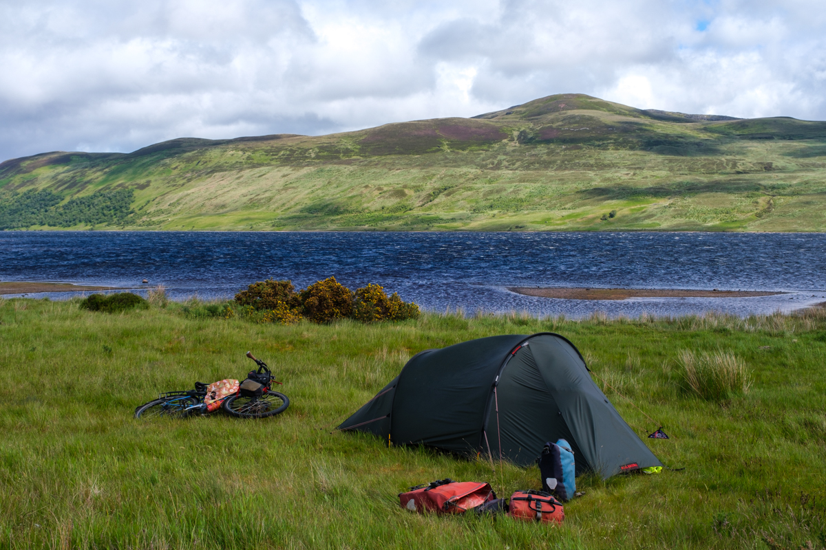 wild camping scotland