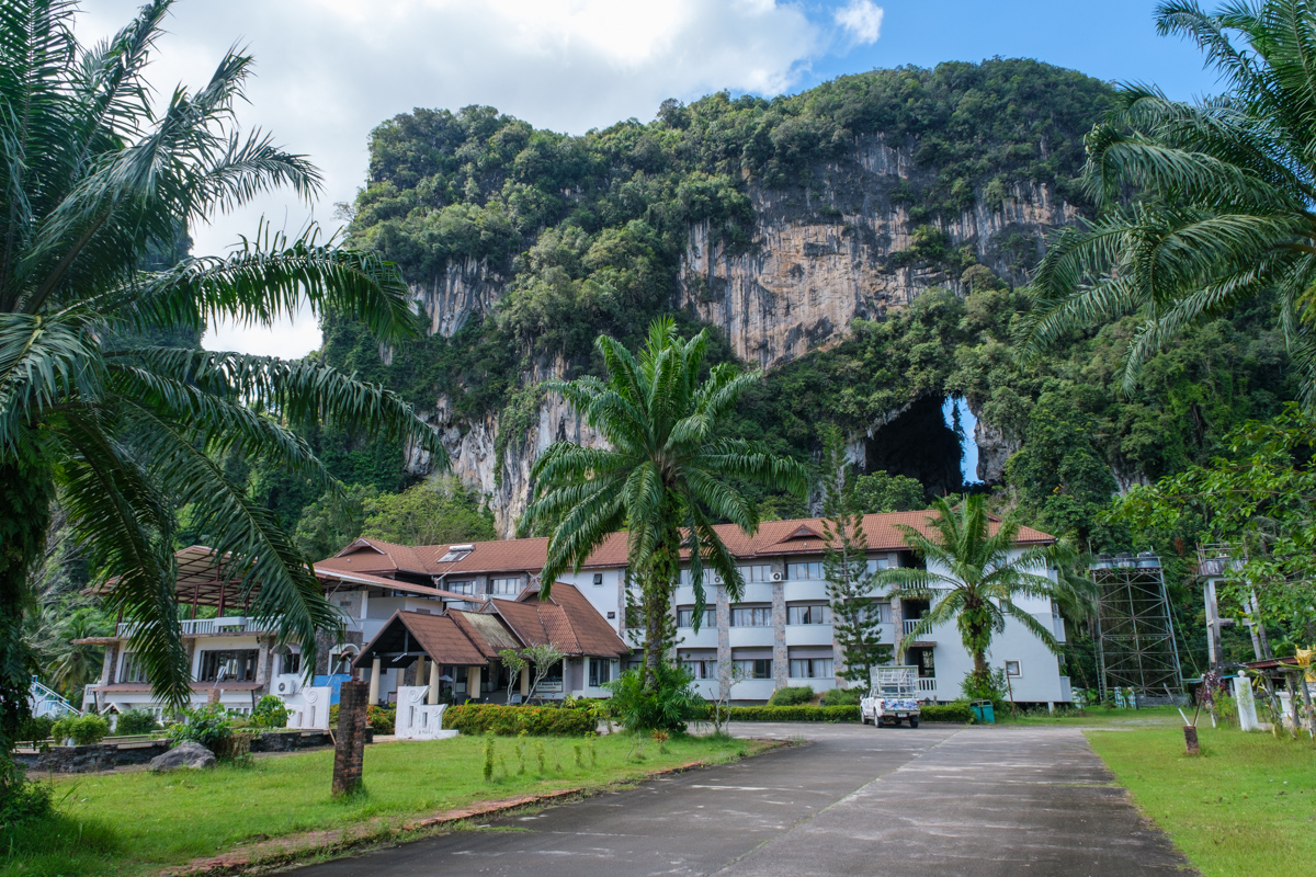 bicycle touring southern thailand
