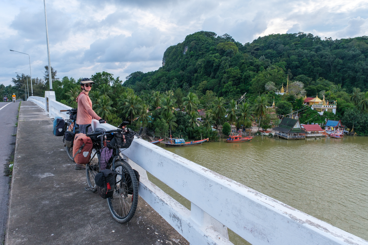 bicycle touring southern thailand