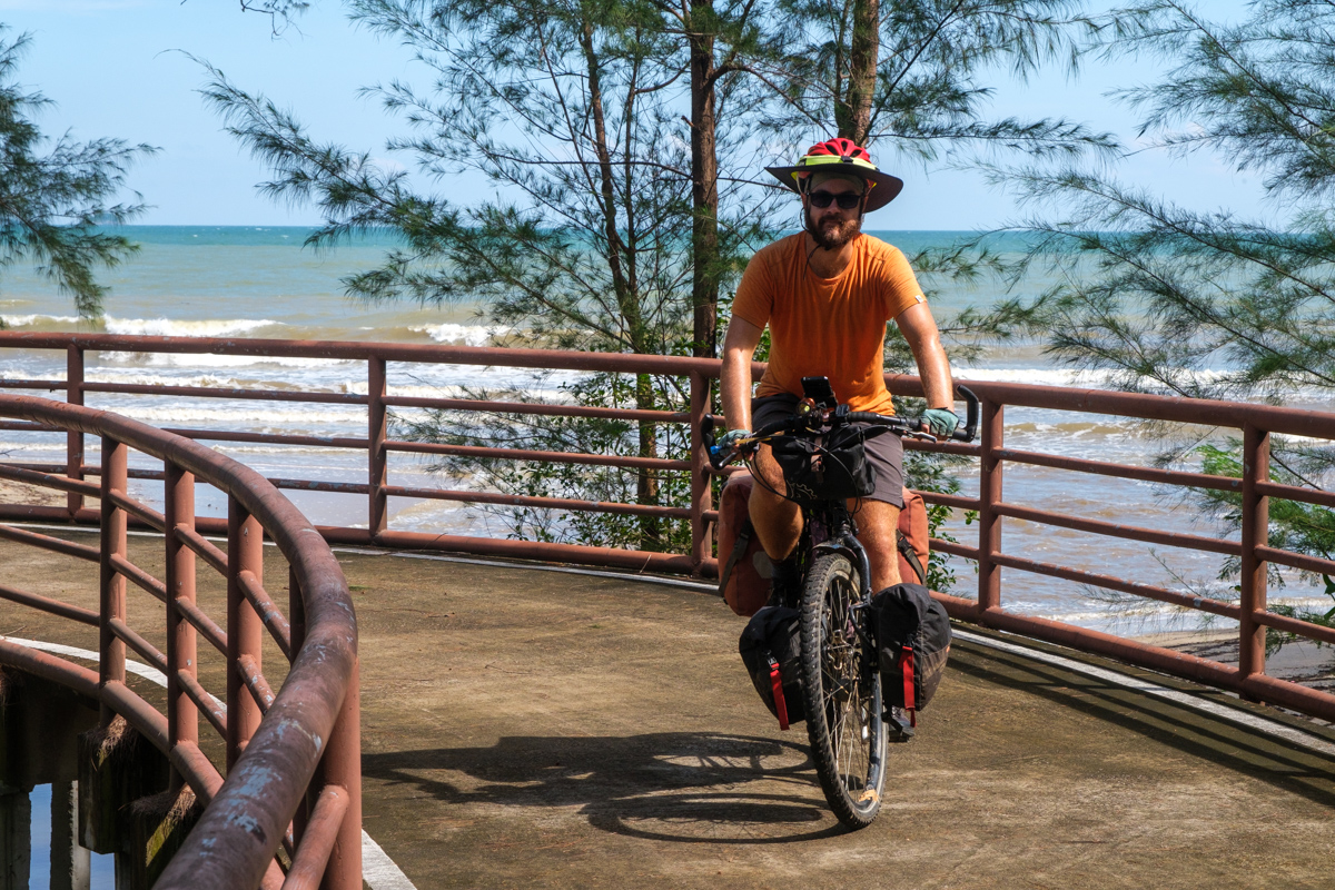 bicycle touring thailand