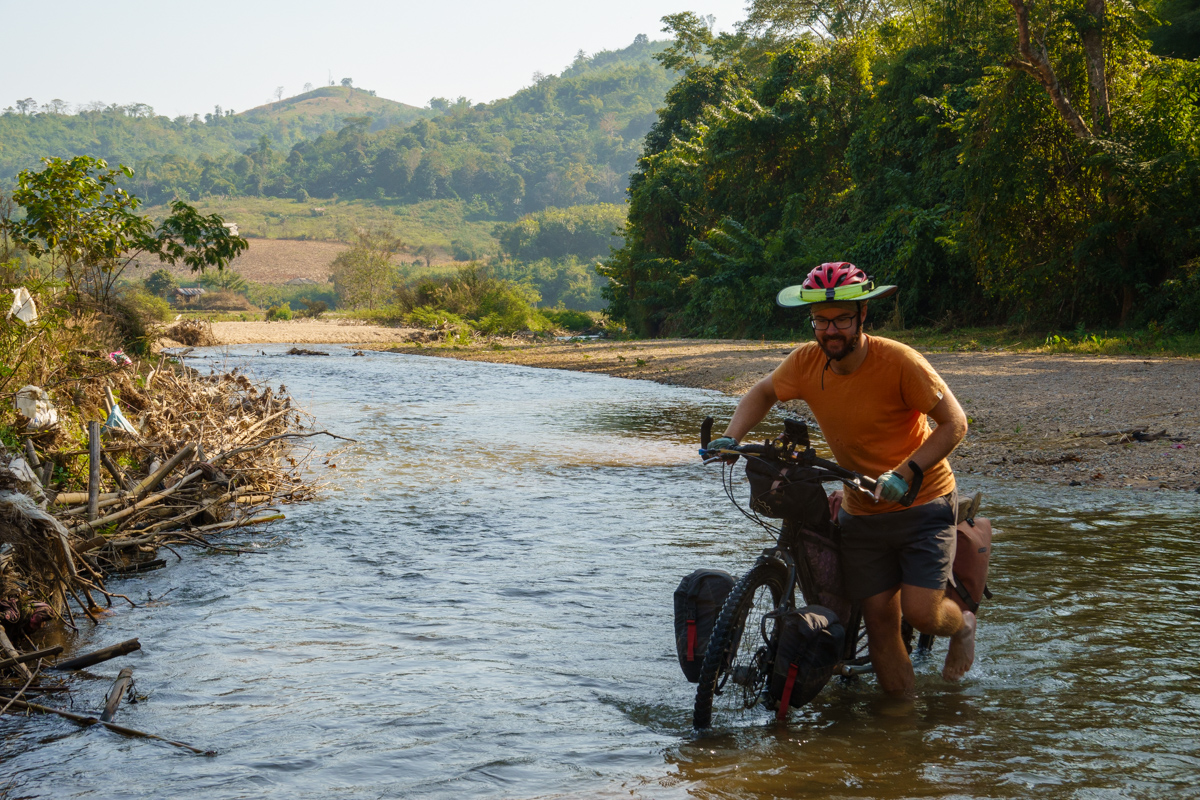 bicycle touring northern thailand