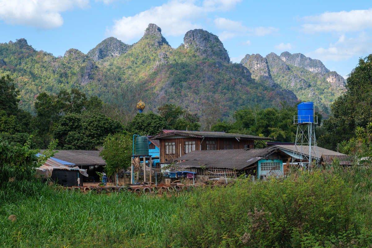 bicycle touring northern thailand